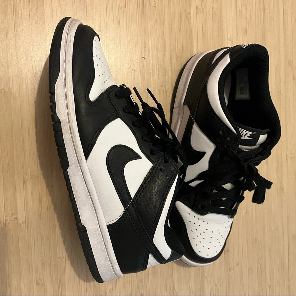 Nike Pandas Sneakers